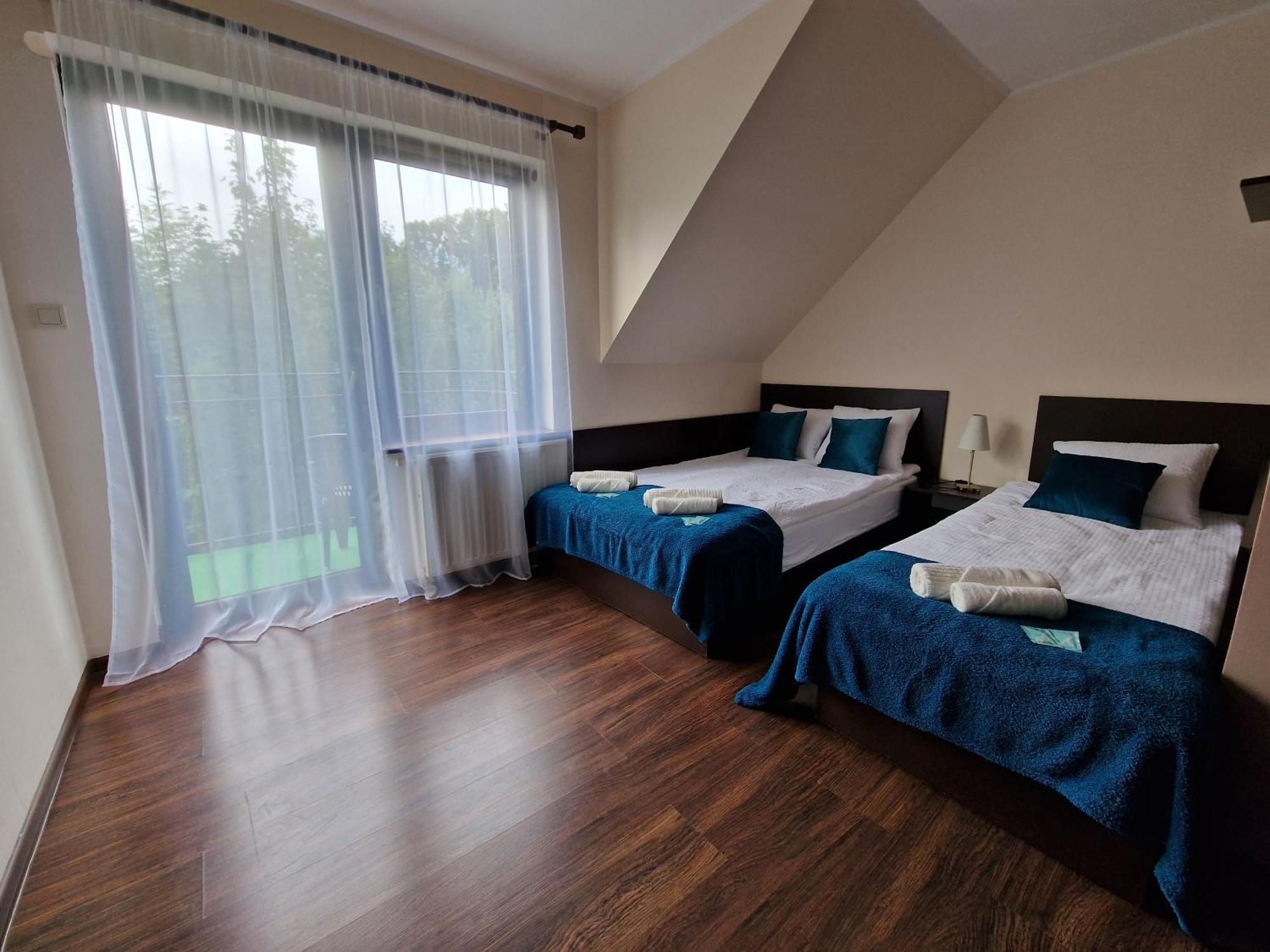 レバル Morska Perla Bed & Breakfast エクステリア 写真