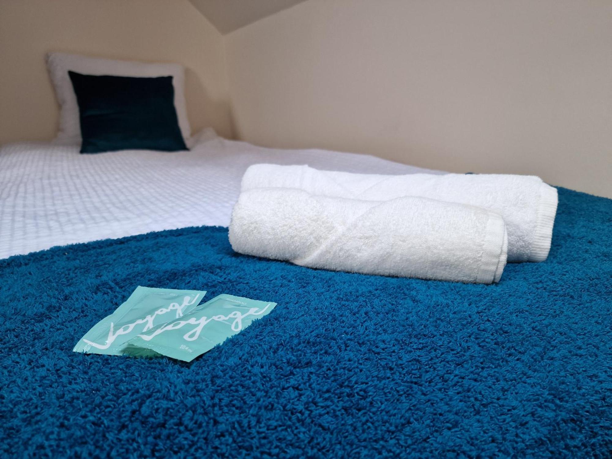 レバル Morska Perla Bed & Breakfast エクステリア 写真