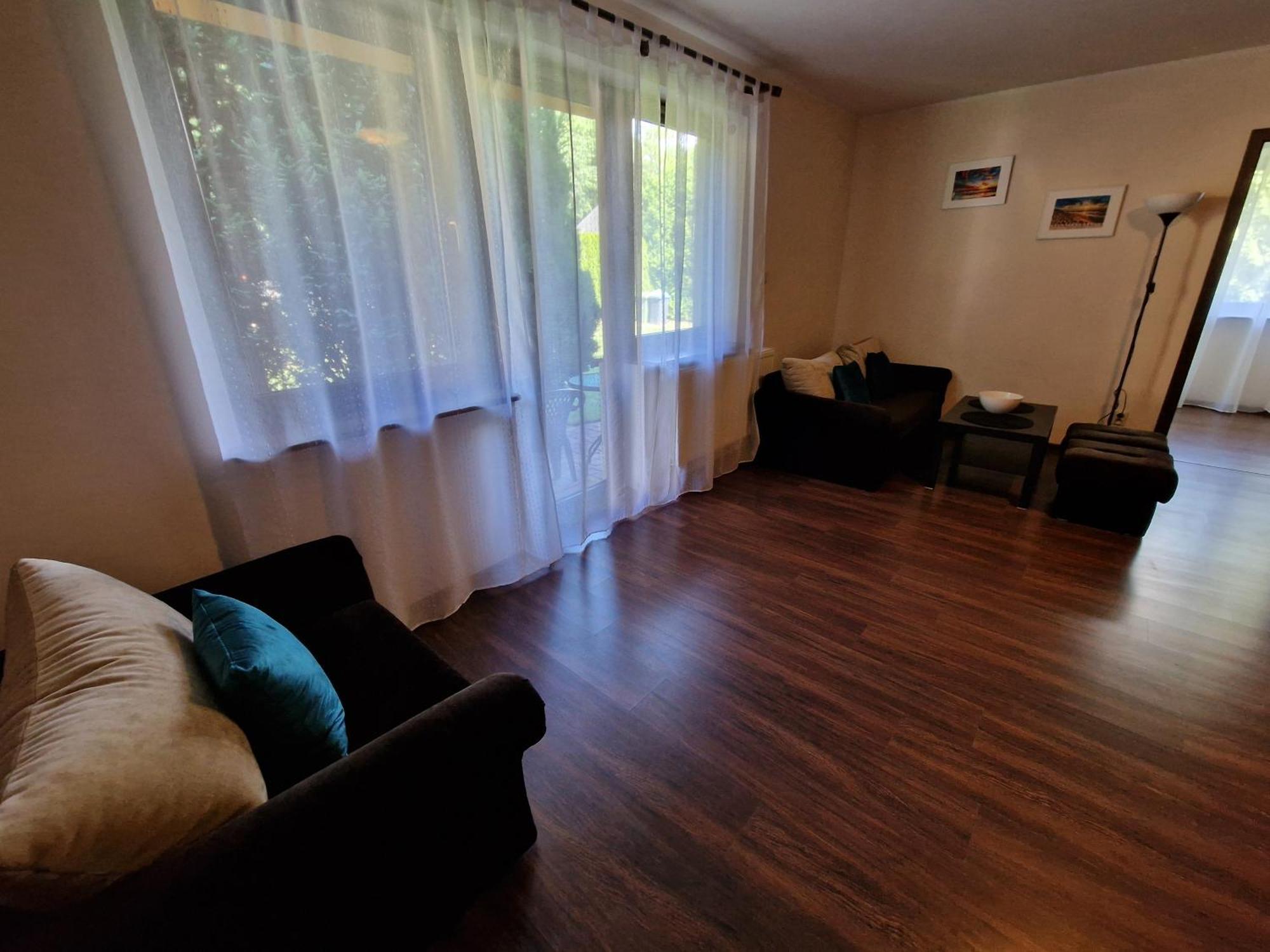 レバル Morska Perla Bed & Breakfast エクステリア 写真