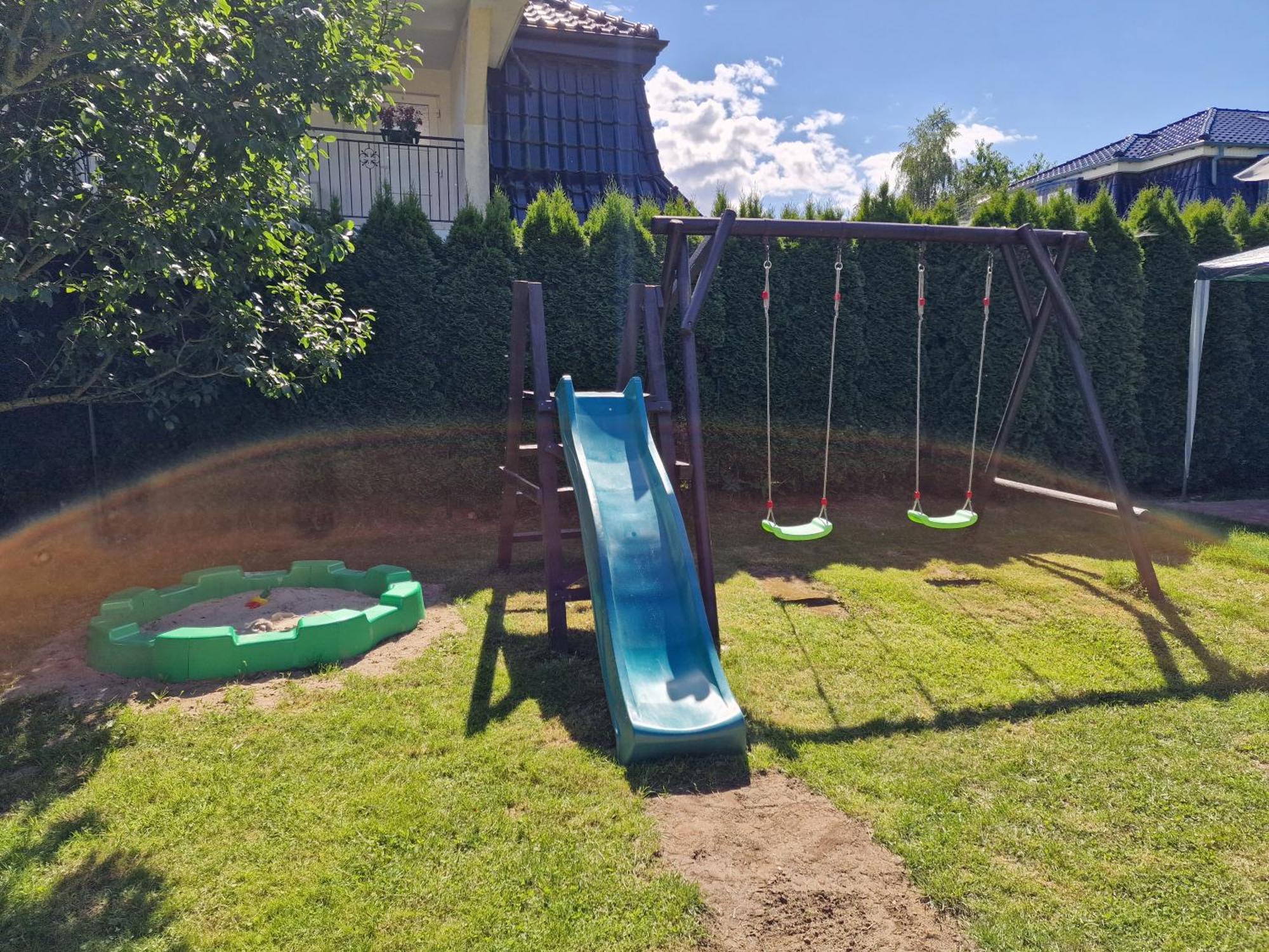 レバル Morska Perla Bed & Breakfast エクステリア 写真